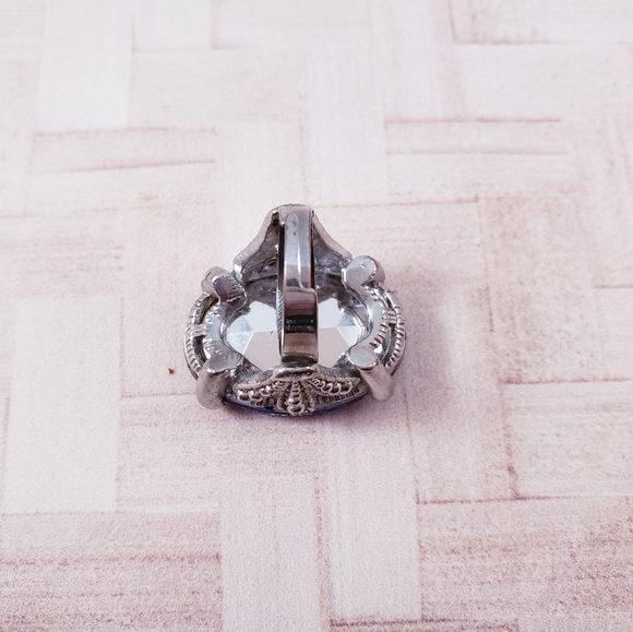 FACETED BLUE STONE STATEMENT RING - Picture 4 of 6